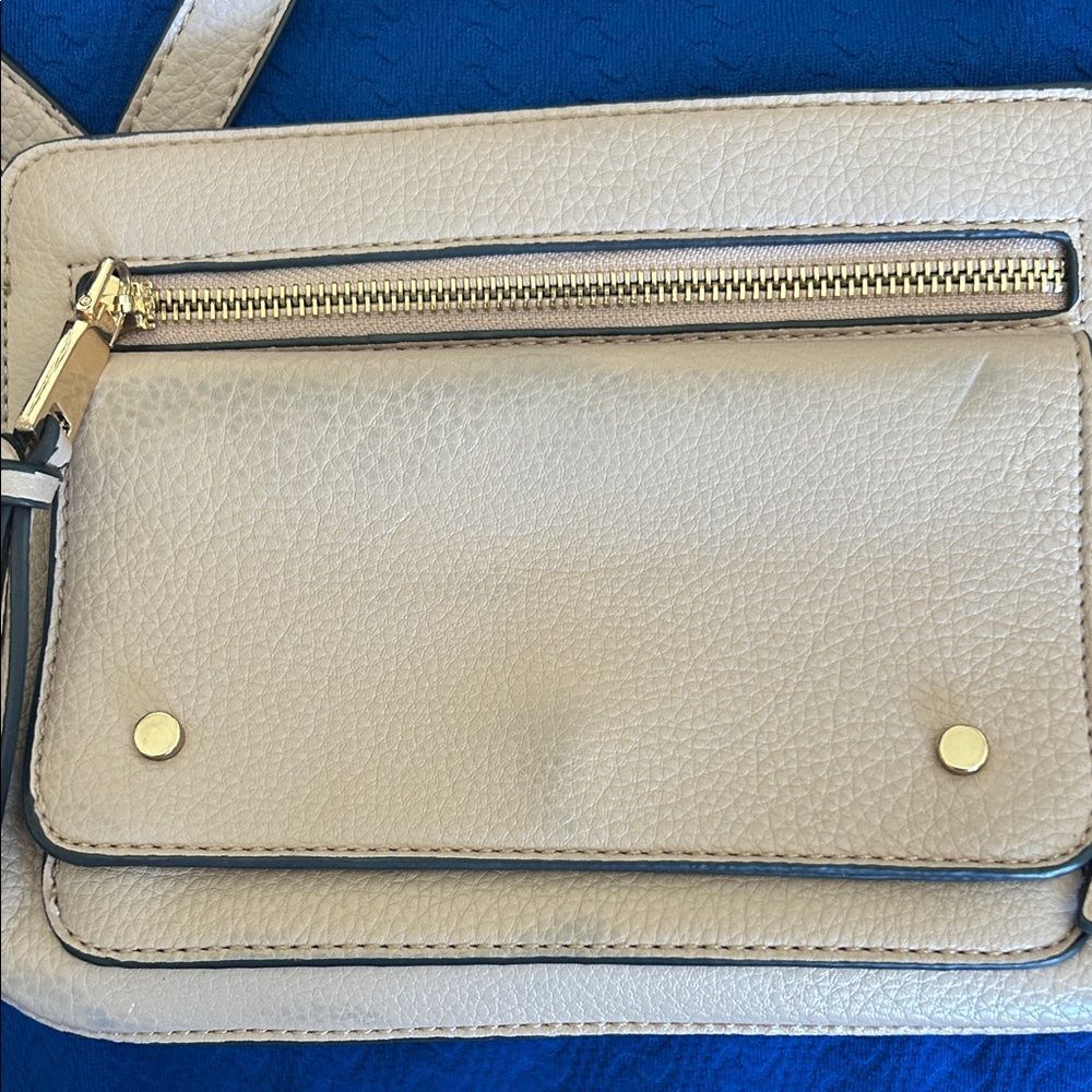 Urban Expressions Cream Crossbody Bag - Picture 4 of 5
